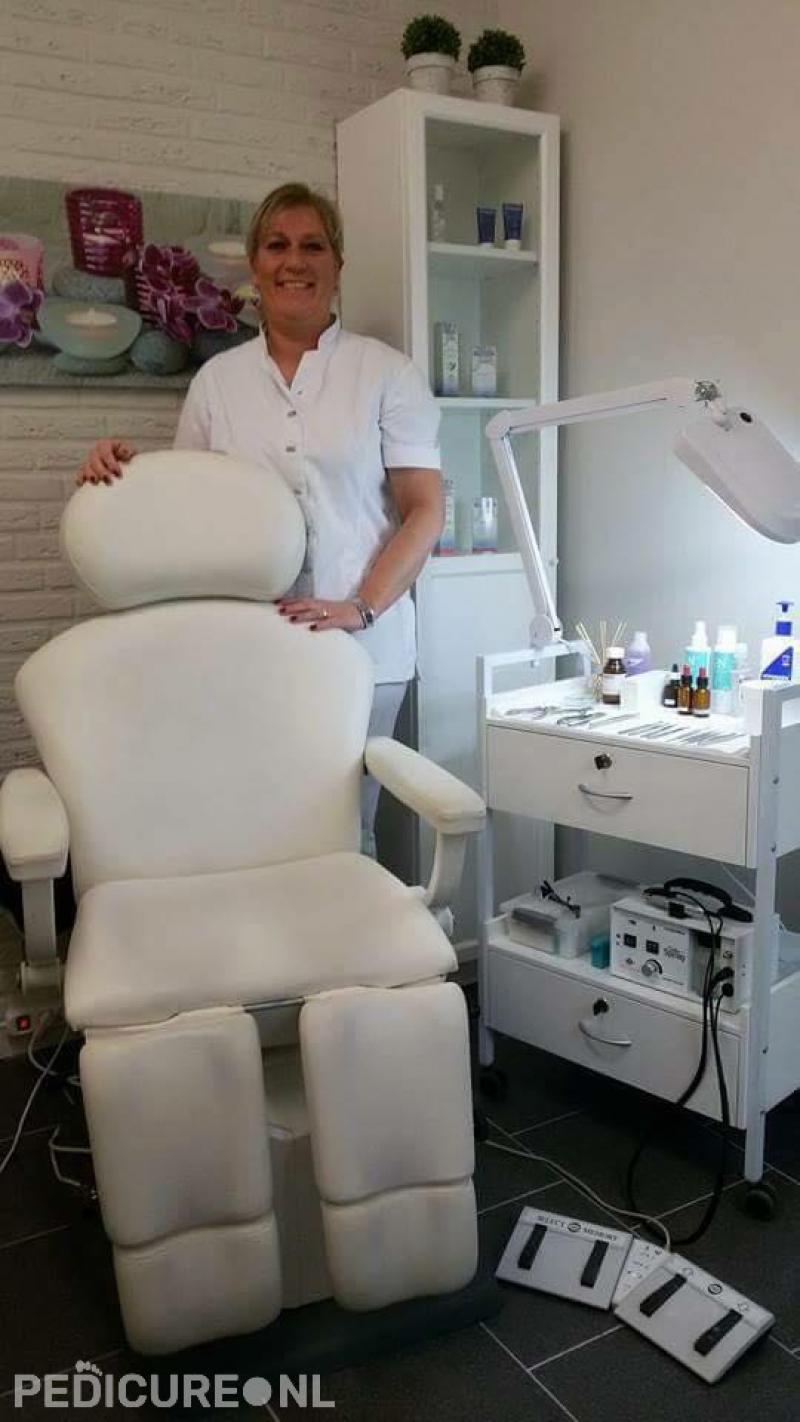 Pedicure Betty Paerels